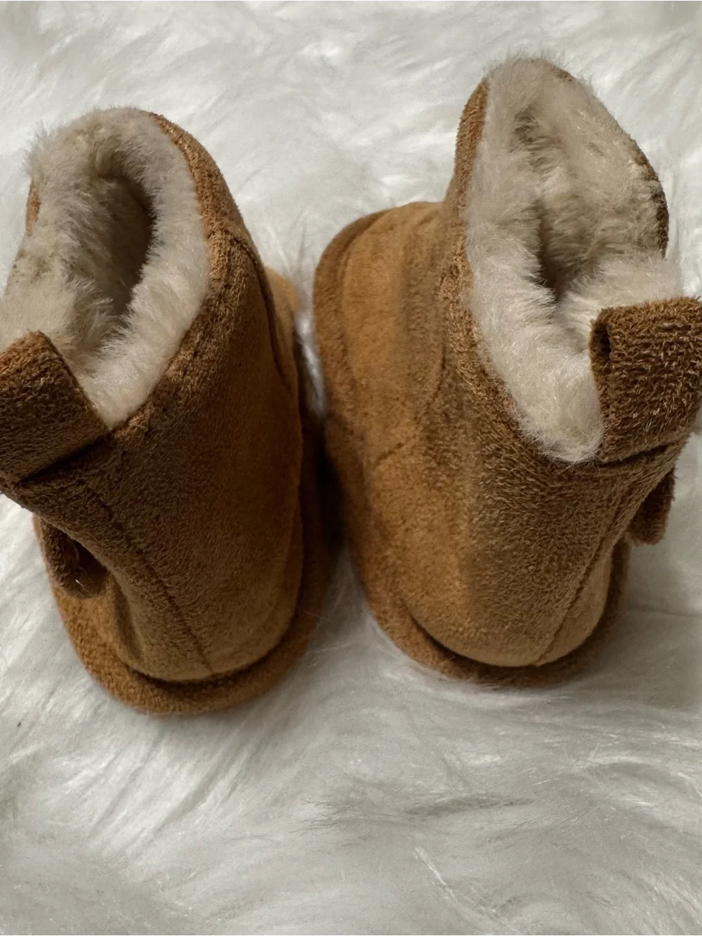 Cat & Jack Crib Shoes in Chestnut - 0-3 months